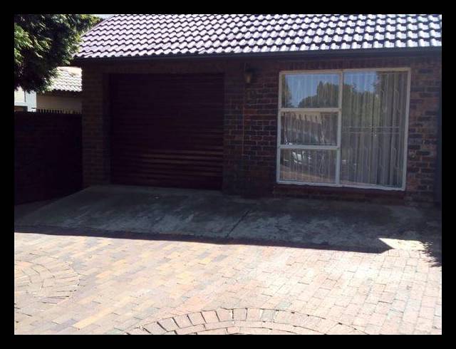 4 BEDROOM HOUSE FOR SALE IN BIRCH ACRES